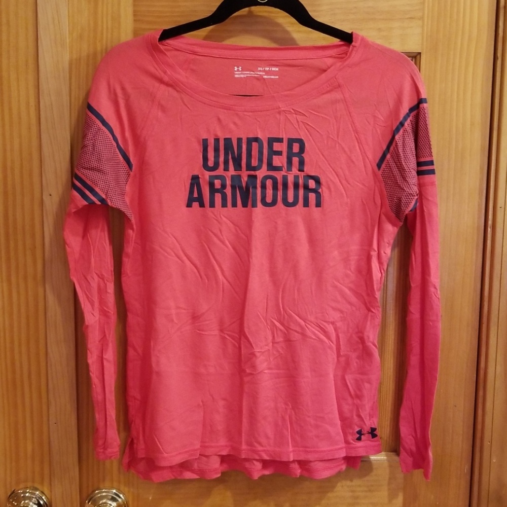 Under Armour long sleeve tshirt